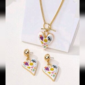 BRAND NEW ** Gold Heart Pendant Necklace and Earrings Set